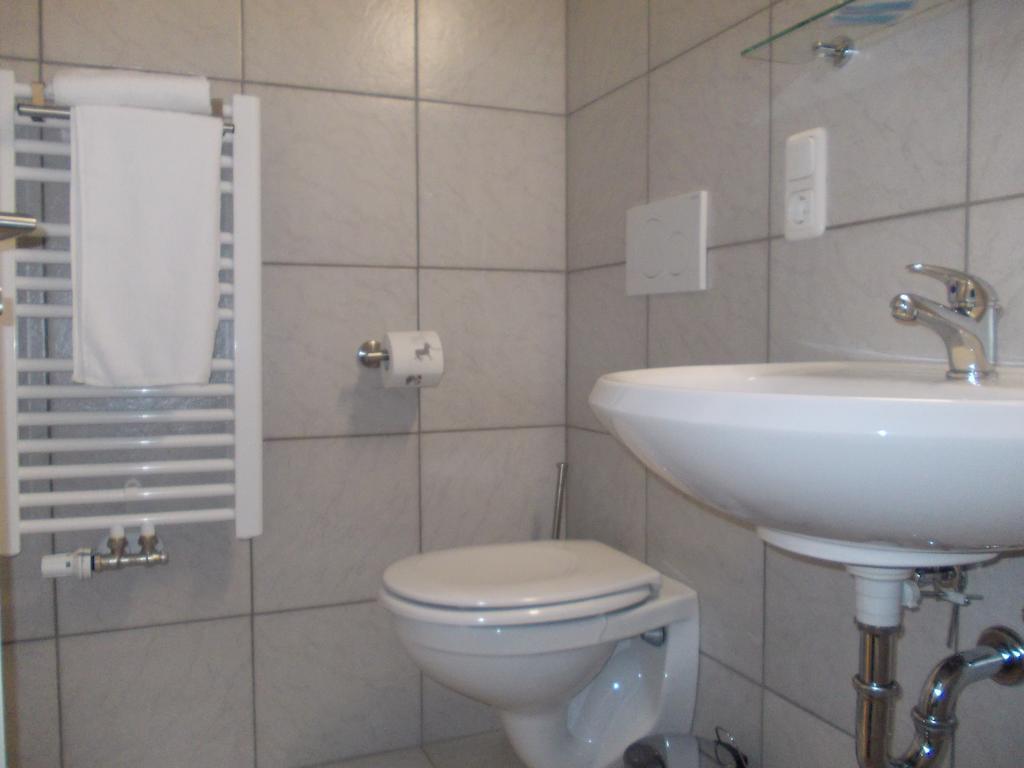Hotel Im Bahnhof Пассау Номер фото