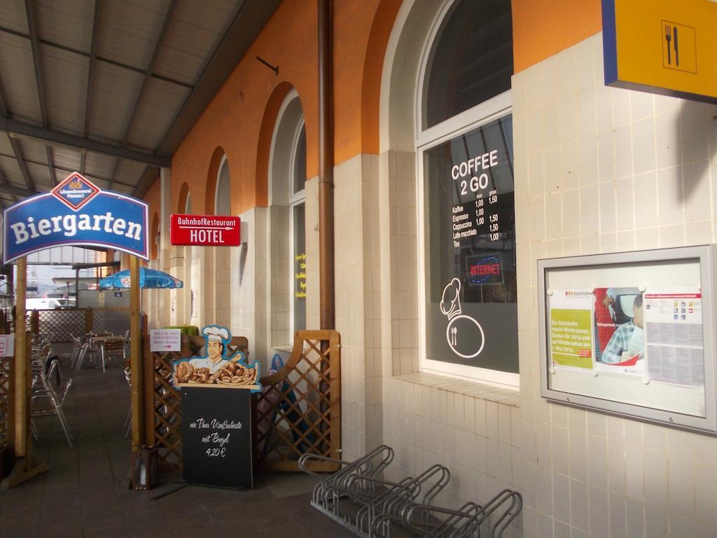 Hotel Im Bahnhof Пассау Екстер'єр фото